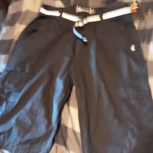 Akademiks shorts/belt